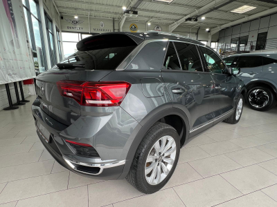 Volkswagen T-Roc 1.5 TSI 150 DSG STYLE,VIRTUAL, KAMERA,NAVI, CARPLAY, LED, CUIR,1 HAND