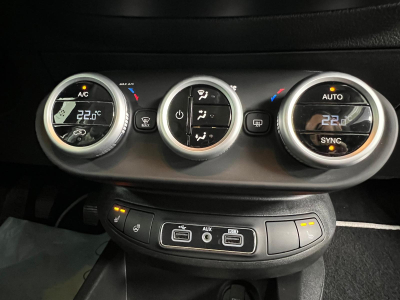 Fiat 500X 1.4 TURBO S-DESIGN, CUIR, NAVI, CAMERA, BLUETOOTH, 1 HAND, CARNET,