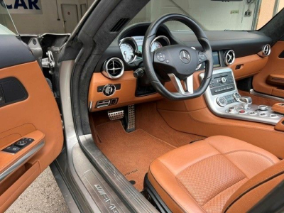 Mercedes-Benz SLS AMG Roadster - 1Hand - VOLL