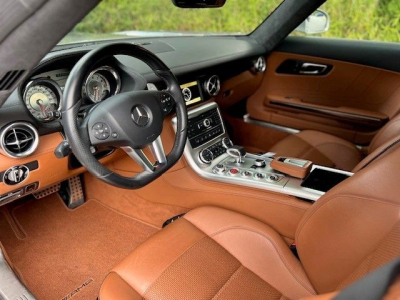 Mercedes-Benz SLS AMG Roadster - 1Hand - VOLL