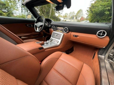 Mercedes-Benz SLS AMG Roadster - 1Hand - VOLL