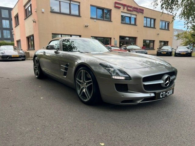 Mercedes-Benz SLS AMG Roadster - 1Hand - VOLL