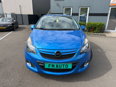 Opel Corsa 1.6 T OPC