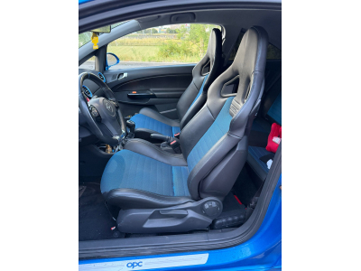 Opel Corsa 1.6 T OPC