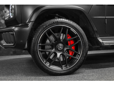 Mercedes-Benz G 63 AMG V8 Bi-Turbo - MANUFAKTUR Night Black Magno