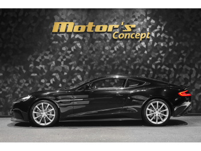 Aston Martin Vanquish 6.0 V12
