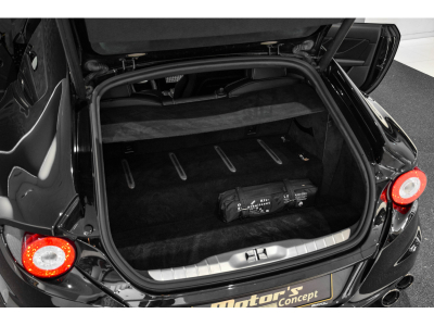 Ferrari FF 6.3 V12 - NERO B/B