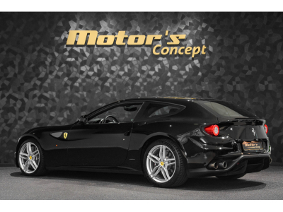 Ferrari FF 6.3 V12 - NERO B/B