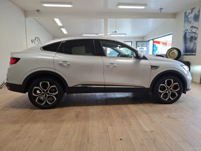 Renault Arkana 1.6 e-Tech HEV Techno EDC