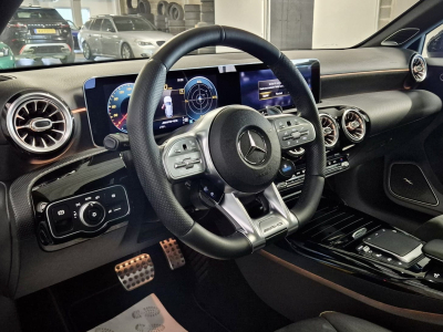 Mercedes-Benz A 45 AMG S 4 MATIC + BURMESTER PANO CUIR NAVI