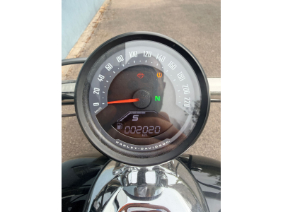 Harley-Davidson Breakout 
