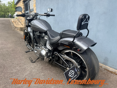 Harley-Davidson Breakout 
