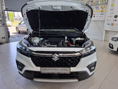 Suzuki S-Cross 1.4 TURBO HYBRID,1 HAND, CAMERA, CLIMA  AUTO, CARPLAY, ALU 17'', ASS. LIGNES, ANGLE MORT, REGULATEUR, LED, ATT. REMORQUE