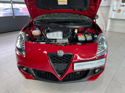 Alfa Romeo Giulietta 1.4 SPORT 120 , 1HAND, CARPLAY, CAMERA, LED, GARANTIE