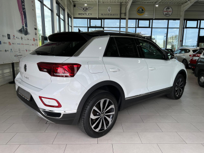Volkswagen T-Roc 1.5 TSI 150 DSG STYLE,1 HAND,VIRTUAL,KAMERA,NAVI,CARPLAY,LED,CUIR,IQ-LIGHT