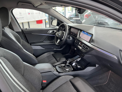 BMW 120 i SPORT LINE PAKET, CUIR, NAVI, CAMERA, LED, CARPLAY, VOLANT M, 1 HAND