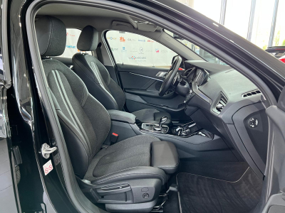 BMW 120 i SPORT LINE PAKET, CUIR, NAVI, CAMERA, LED, CARPLAY, VOLANT M, 1 HAND
