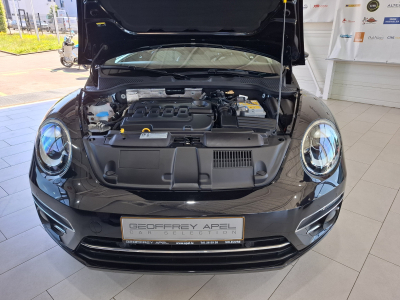 Volkswagen Beetle 2.0 TDI 150 CABRIOLET DESIGN, NAVI, PDC, ALU 18'', LED, KM 23000,