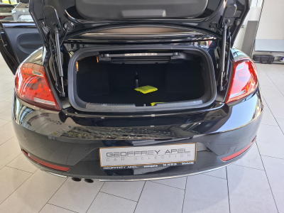 Volkswagen Beetle 2.0 TDI 150 CABRIOLET DESIGN, NAVI, PDC, ALU 18'', LED, KM 23000,