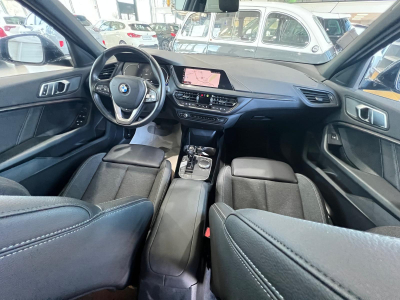 BMW 118 DA 150 SPORT LINE, CUIR, PANORAMIQUE, LED, ALU17'', CARPLAY, NAVI, 1 HAND..