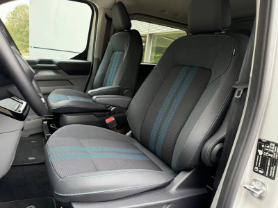 Ford Transit Custom 2.5 Duratec 232 Hybrid PHEV L1H1 Sport Doka