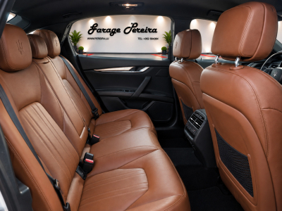 Maserati Ghibli 3.0 V6 SQ4 FACELIFT CUIR NAVI 430CV/PS