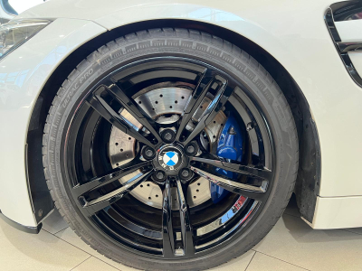 BMW M4 3.0 DKG , CARBON, CUIR, NAVI