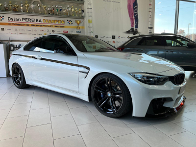 BMW M4 3.0 DKG , CARBON, CUIR, NAVI