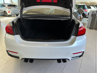 BMW M4 3.0 DKG , CARBON, CUIR, NAVI