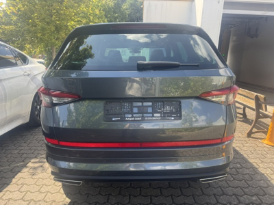 Skoda Kodiaq SKODA KODIAQ RS PANORAMA LEDER KEYLESS STANDHEIZUNG AHK