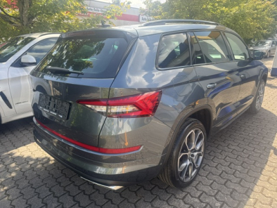 Skoda Kodiaq SKODA KODIAQ RS PANORAMA LEDER KEYLESS STANDHEIZUNG AHK
