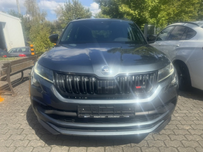 Skoda Kodiaq SKODA KODIAQ RS PANORAMA LEDER KEYLESS STANDHEIZUNG AHK