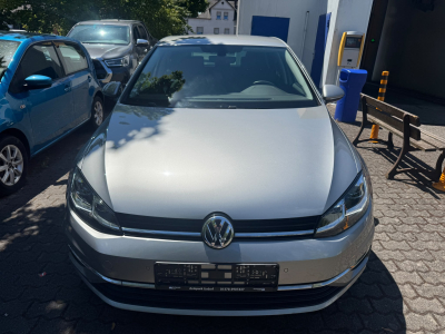Volkswagen Golf VOLKSWAGEN Golf VII Lim. Highline LED+ACC+Tempomat