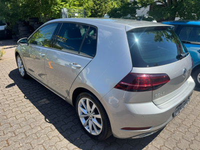 Volkswagen Golf VOLKSWAGEN Golf VII Lim. Highline LED+ACC+Tempomat