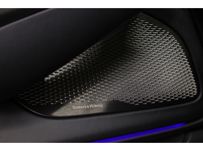 Aston Martin DBX 707 - JET BLACK