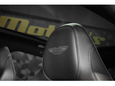Aston Martin DBX 707 - ONYX BLACK