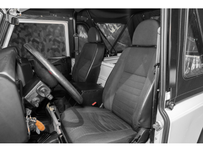 Land-Rover Defender CABRIOLET