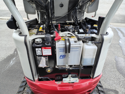 Takeuchi TB210R 645 heures - 3 godets - fonctionne parfaitement 15000€ HTVA