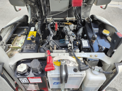 Takeuchi TB210R 645 heures - 3 godets - fonctionne parfaitement 15000€ HTVA