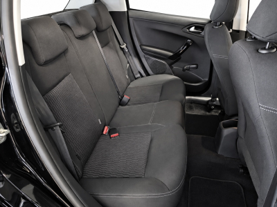 Peugeot 208 1.6 HDI 92 STYLE 1 HAND