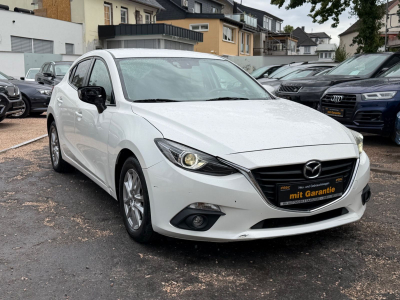 Mazda 3 Lim. Center-Line