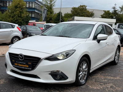 Mazda 3 Lim. Center-Line
