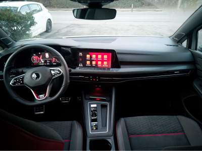Volkswagen Golf GTI CLUBSPORT 2.0 DSG 300 H/K HEAD UP