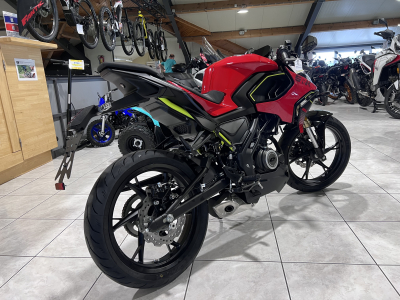 QJ Motor SRK 125 S2