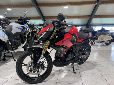 QJ Motor SRK 125 S2