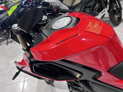 QJ Motor SRK 125 S2