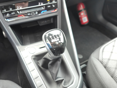 Volkswagen Taigo 1.0 TSI R-LINE CARPLAY GPS CAMERA TOIT OUVRANT SIEGES CHAUFF