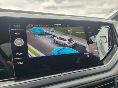 Volkswagen Taigo 1.0 TSI R-LINE CARPLAY GPS CAMERA TOIT OUVRANT SIEGES CHAUFF