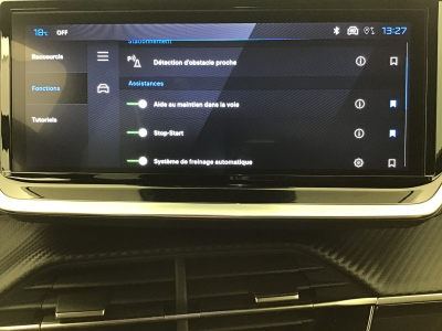 Peugeot 2008 Hybrid 145 e-DCS6 Allure