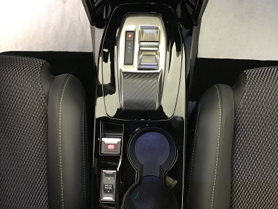 Peugeot 2008 Hybrid 145 e-DCS6 GT